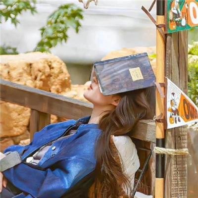 爱丽丝·亚当斯